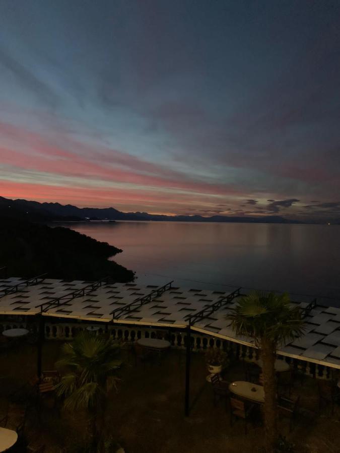 Il Tramonto Hotel Široka Kültér fotó